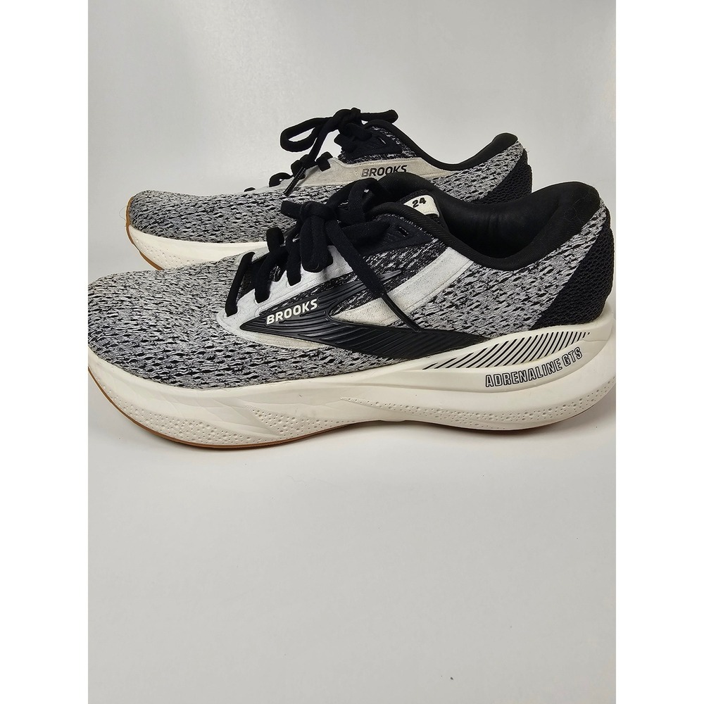 Brooks Adrenaline GTS 24 Womens 8 Running Shoes Black White Running womens 8